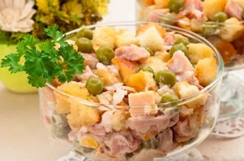 salata Reteta cu castraveti si crutoane - salata cu crutoane 1001 produse alimentare (salata cu crutoane) Salata Rețetă cu castraveți și crutoane - salata cu crutoane 1001 alimentare