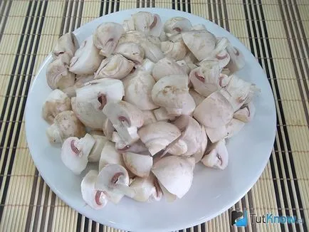 Reteta Compot de pui cu ciuperci