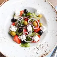 salata de castraveti - (mai mult de 143 de retete), cu fotografii pe (brânză feta salata grecească) salata de castraveti - (mai mult de 143 de retete) cu fotografii de pe