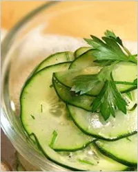 castravete proaspat - salata cu castraveti (castravete) castravete proaspat - salata cu castraveti