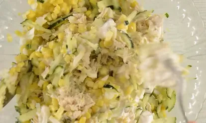 Salate cu top piept de pui 9 dintre cele mai cunoscute retete (de san) Salate cu top piept de pui 9 dintre cele mai cunoscute rețete