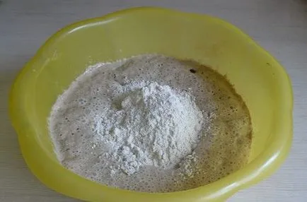 Rye pâine acasă în rețete cuptor etapa (condiții) pâine de secară acasă în rețete cuptor pas