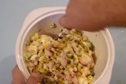 Salate cu partea de sus piept de pui 9 dintre cele mai cunoscute rețete (salate) Salate cu top piept de pui 9 dintre cele mai cunoscute rețete
