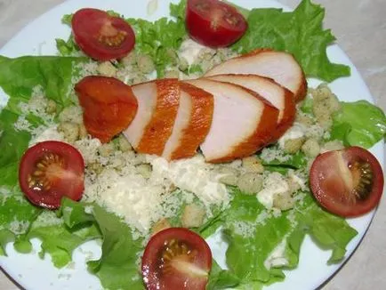 Salata Caesar cu rosii cherry