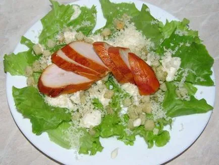Salata Caesar cu rosii cherry