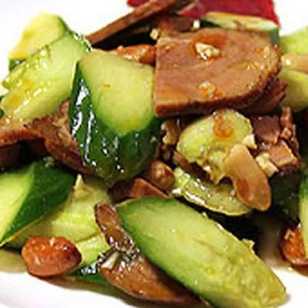 Salata de carne de vită cu castraveți unele dintre rețetele sale