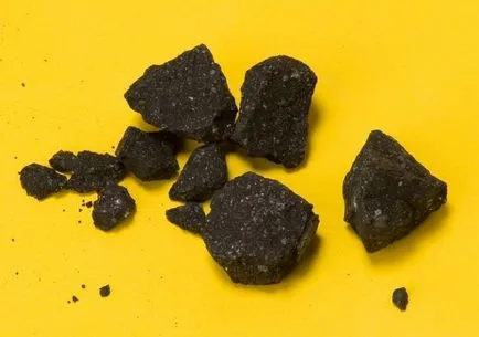 Cel mai mare meteorit care a căzut la pământ (22 poze) - triniksi (adancime metru diametru) Cel mai mare meteorit care a căzut la pământ (22 poze) - triniksi