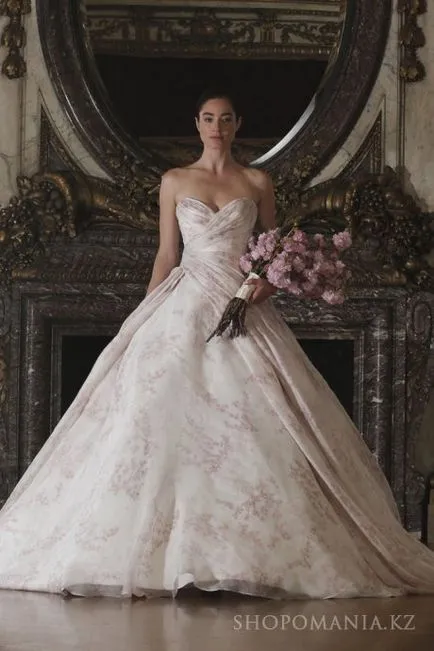 Cele mai frumoase rochii de mireasa 2016 fotografii, știri de la spectacole de moda