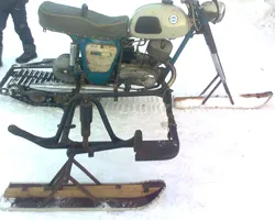 snowmobil de casa de motociclete