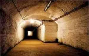 Laboratorul secret al lui Hitler, informații utile, lumea invizibilă