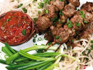 Frigarui de carne de porc în rețete cuptor pas cu fotografii, video (shish kebab pe frigarui din carne de porc cuptor) Frigarui de carne de porc în rețete cuptor pas cu fotografii, video