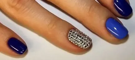 Shellac cu strasuri si paiete fotografie casa lipici (strasuri) Shellac cu strasuri si paiete fotografie ca acasă lipici