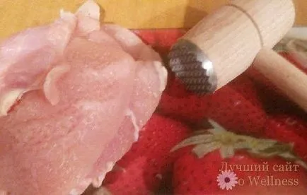 file de pui suculent cu brânză și coaptă în cuptor, wellness