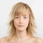 Cositul Aurora pe fotografii de păr și tehnica de performanță medie, care va aborda această tunsoare