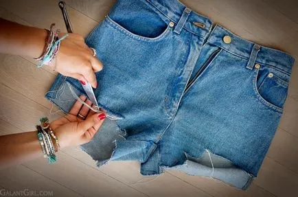 Pantaloni scurți cu mâinile 10 clase de master cu pas cu pas instukktsiyami