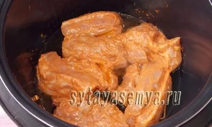 Carne de porc, coapte în reteta multivarka cu fotografie (la cuptor) Carne de porc, coapte în rețetă multivarka cu o fotografie