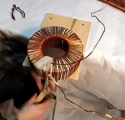 Transformator toroidal de lichidare propriile lor mâini