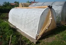 Materiale de acoperire pentru sere decât acoperirea 4m cu efect de seră, comentarii și fotografii, cu atât mai bine capacul, cât mai mult posibil