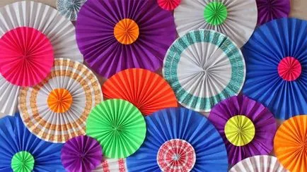 Decorarea sălii la bal în grădiniță, mâinile, foto (sala) Decorarea sălii la bal la grădiniță, cu propriile mâini lor, fotografii