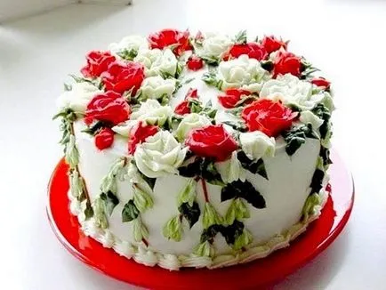 Decorarea un tort cu mâinile în casă (acasă) Decorarea un tort cu mâinile la domiciliu