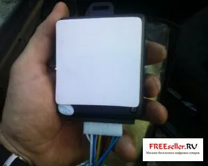 Instalarea finalizatoarele vase de sticlă pe mâinile lor (instalarea de uși închizători) Instalarea finalizatoarele vase de sticlă pe mâinile lor