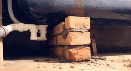 Instalarea cada de fier turnat cu mâinile sale ca un set de pe picioare, pe cărămizi (video) (baie) Instalarea cada de fier turnat cu mâinile sale ca un set de pe picioare, pe cărămizi (video)