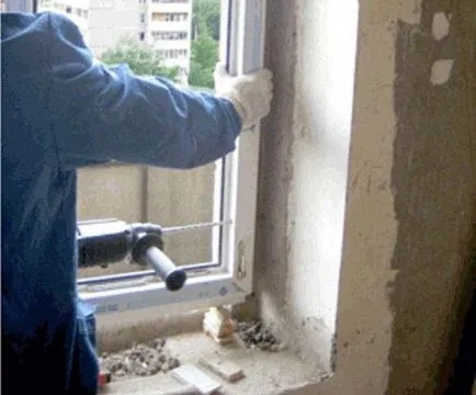 Instalare de ferestre din PVC intr-o casa de lemn