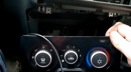 Plasarea subwoofer-ul în Kalina 2, imaginea video