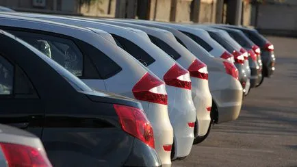 Aflam proprietarul numărului auto al mașinii