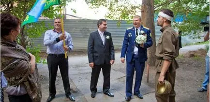 pret mireasa in stil armata - pregătirea, detalii, scenariu și video de proces (stil) pret mireasa in stil armata - pregătirea, detalii, scenariu și video proces