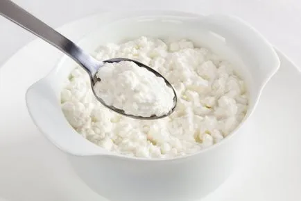Vitamine și oligoelemente în caș, cât de mult de proteine