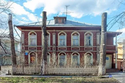 Vologda sculptate palisadă