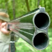 România a fost permis să poarte armă pentru autoapărare în noua lege cu privire la arme în acest an