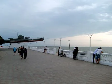 Dintr-o vacanță ieftină pe Marea Azov cu copii în 2017 stațiuni, pensiuni și plaje (mare) Dintr-o vacanță ieftină pe Marea Azov cu copii în 2017, stațiuni, pensiuni și plaje
