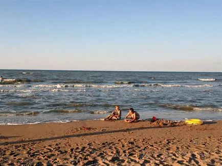 Dintr-o vacanță ieftină pe Marea Azov cu copii în 2017 stațiuni, pensiuni și plaje (copii) Dintr-o vacanță ieftină pe Marea Azov cu copii în 2017 stațiuni, pensiuni și plaje