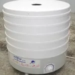 Recoltarea de fructe uscate cu ajutorul a uscătoarelor electrice, păstrarea și multiplicarea