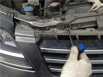 Schimbarea becurilor în lămpile