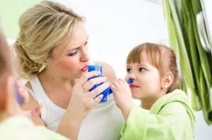 muci verde într-un copil - medicamente medicamente de tratament, lavaj nazal si cei mai buni oameni (copil) muci verde într-un copil - medicamente medicamente de tratament, lavaj nazal si oameni mai buni
