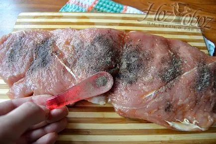 Rulada de porc coaptă în cuptor, hozoboz - știm totul despre produsele alimentare