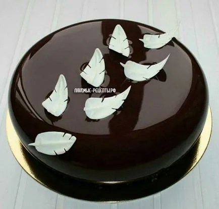 tort oglindă