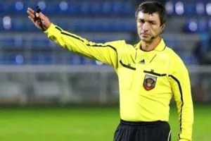 Vis carte pentru a juca fotbal într-o fată de vis pentru a vedea ce femeie viseaza (fotbal) Vis carte pentru a juca fotbal într-o fată de vis pentru a vedea ce visele femeia