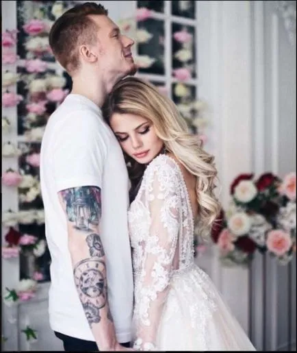 Alona Krasnova care mireasa Nikita Presnyakov, care părinții ei, tatăl
