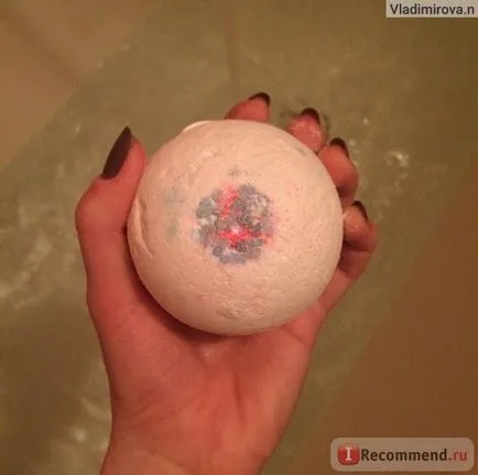 Baie bombă de cireșe luxuriante - sakura balistice - «Sakura, tu, în general, flori și în acest fel (luxuriant) Baie bombă de cireșe luxuriante - sakura balistice - «Sakura, tu, în general, infloreste si eu atunci așa