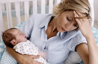 Trata gât mama care alăptează - comprimate și mijloace (de san) Decât pentru a trata mama alapteaza gât - pastile și bani