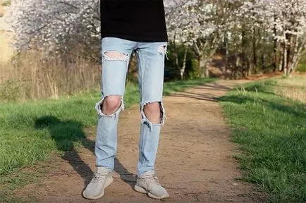 Citiți pe pantaloni