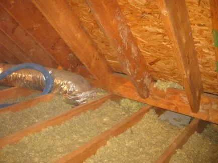 Cum de a izola acoperișul unei case private, cu propriile sale mâini