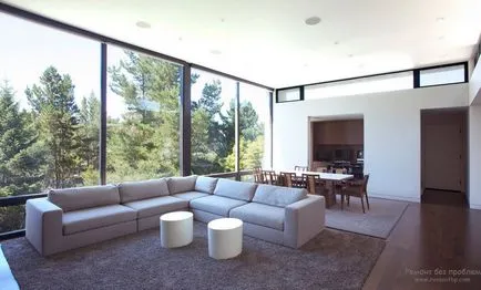 Designul modern de ferestre în camera de zi, o cameră cu două sau trei ferestre mari și mici (fereastră sufragerie Design) Designul modern de ferestre în camera de zi, o cameră cu două sau trei ferestre mari și mici