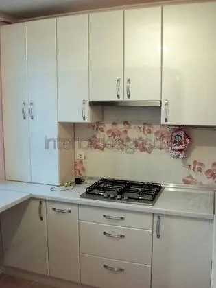 Design-bucătării mici - avantaje built-in aparate