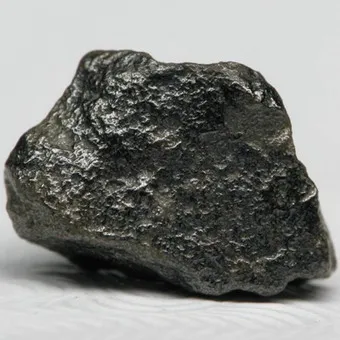 Pietre de diamant pe caracteristica fotografie, arată ca proprietăți (prețioase) Pietre de diamant pe caracteristica fotografie, așa cum se pare, caracteristici