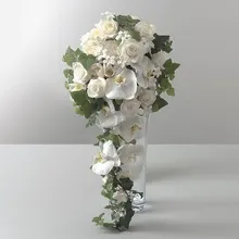 Florarii în detaliu „buchet-drop“